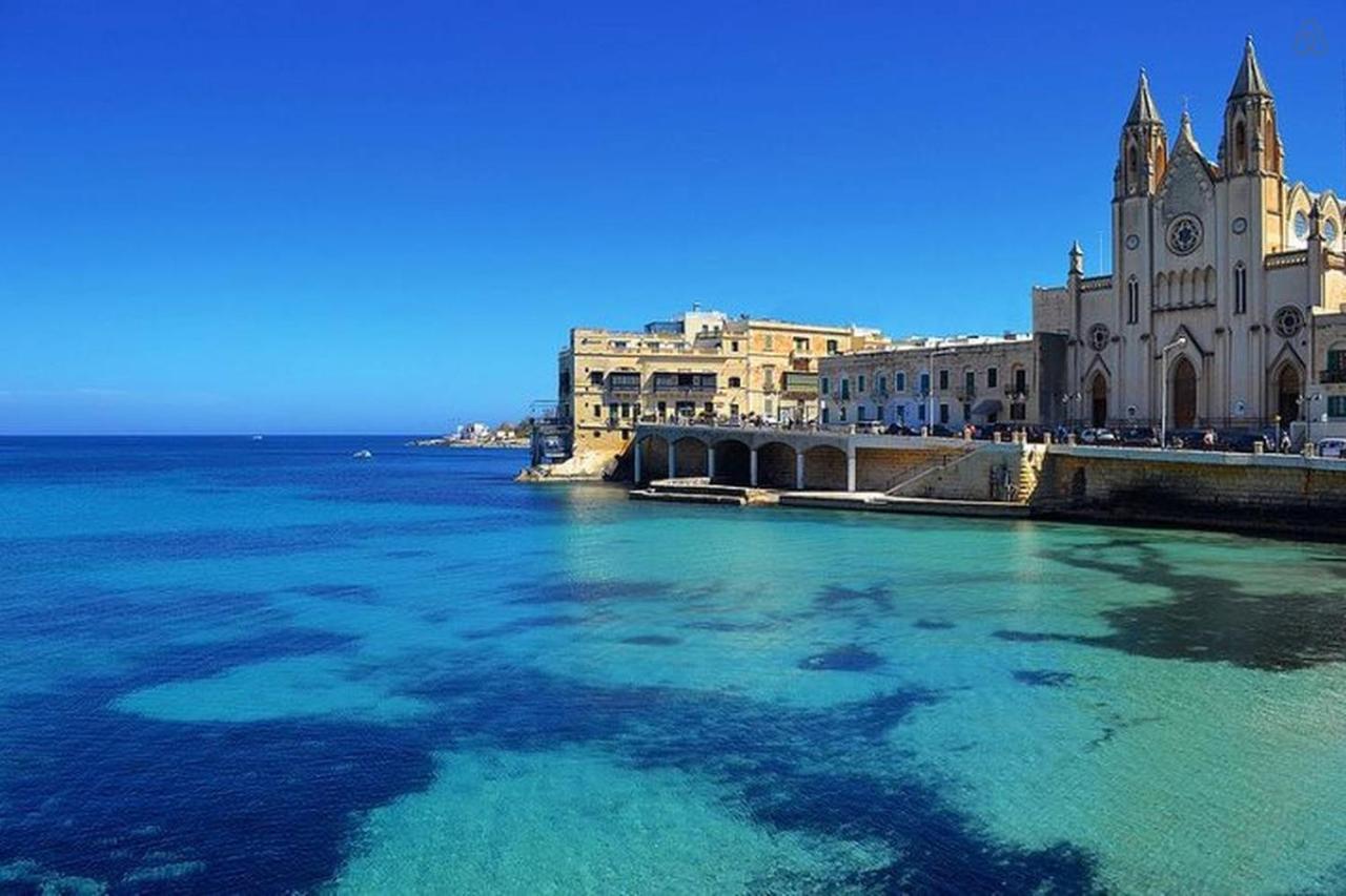 Idyllic Apartment Steps From The Promenade Sliema Luaran gambar